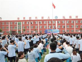 ������ѧ���С��ഺ����������δ���� ʮ�����ഺ����������